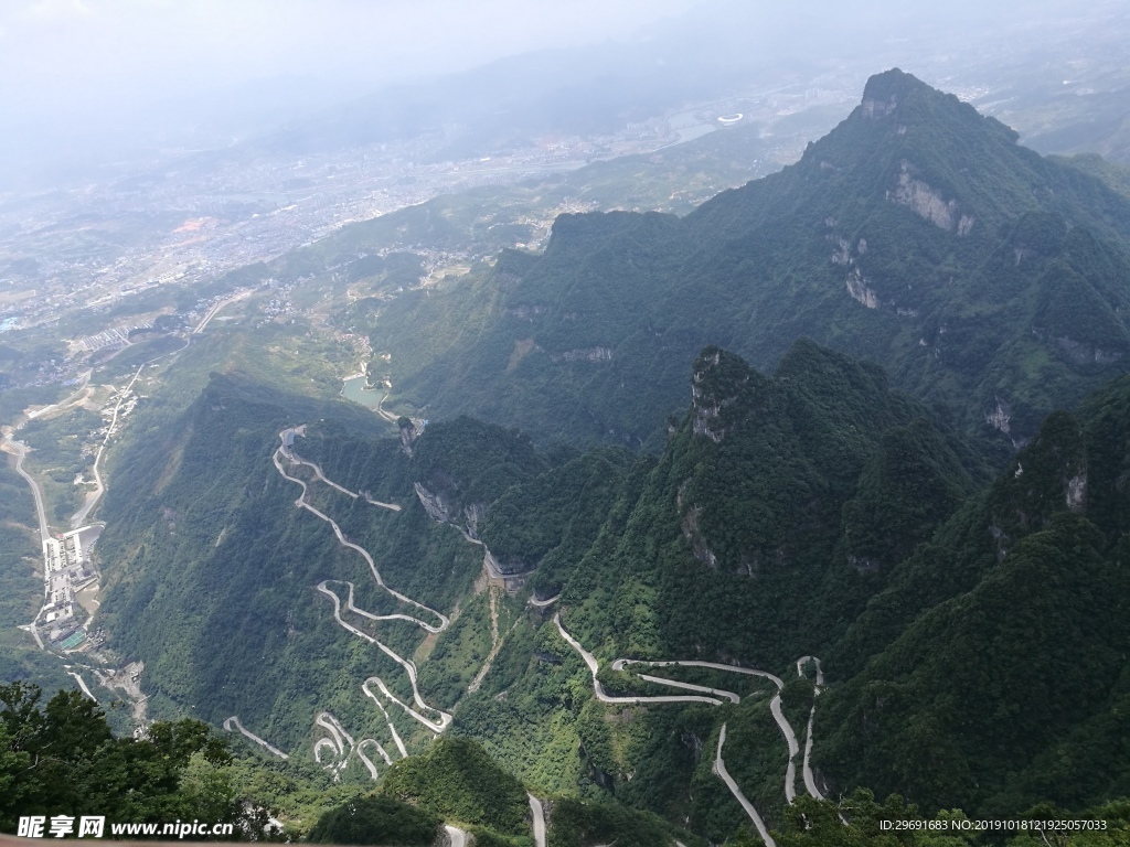 张家界的山景