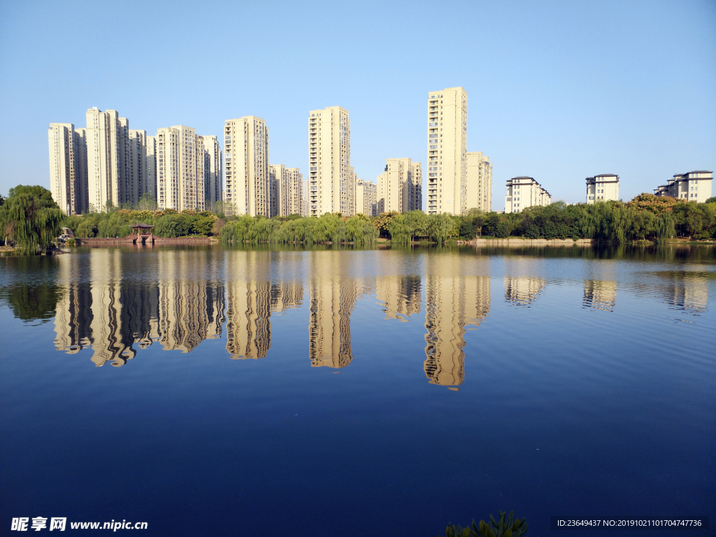 湖景