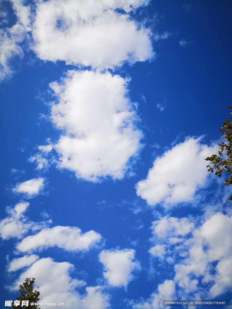 天空