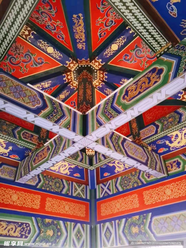 古典楼顶