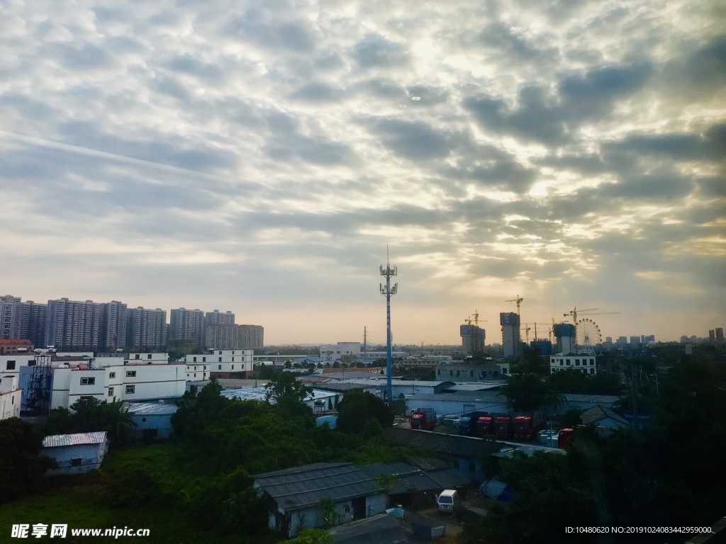晚霞