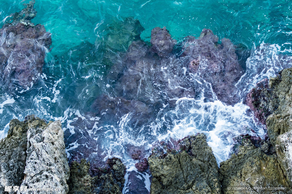 海水礁石大海石头风景