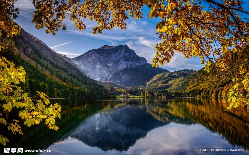 高山森林风景天空云彩
