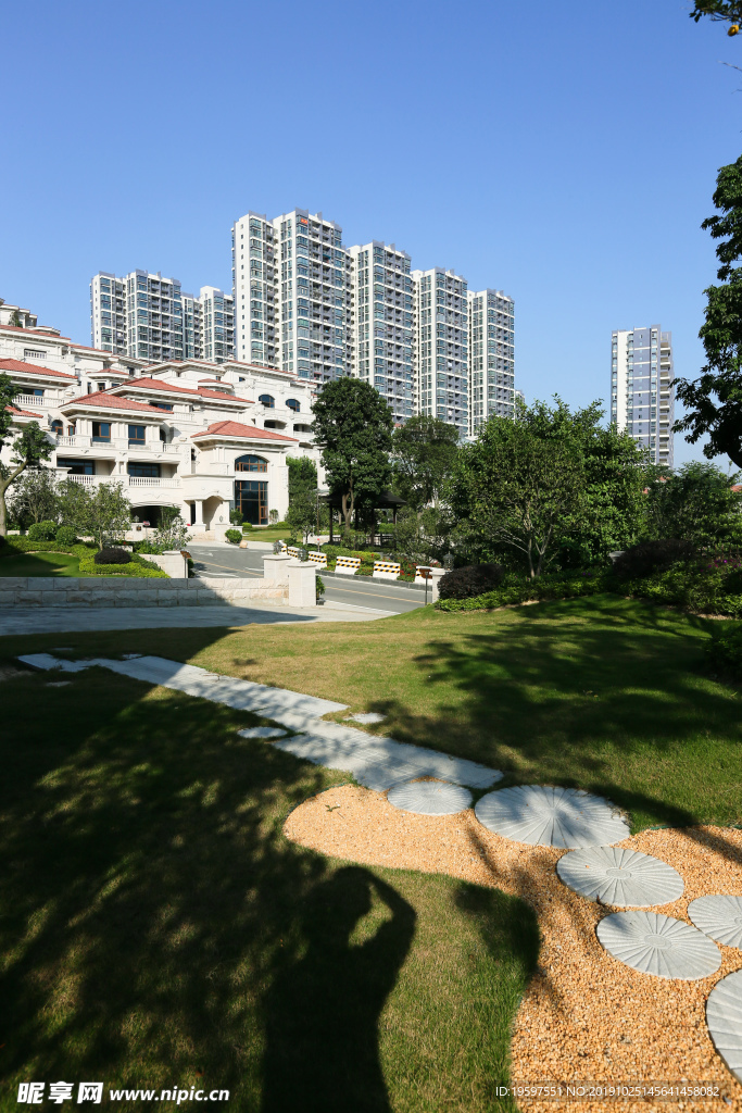 社区小区景观环境摄影素材图