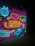 霹雳派对灯箱