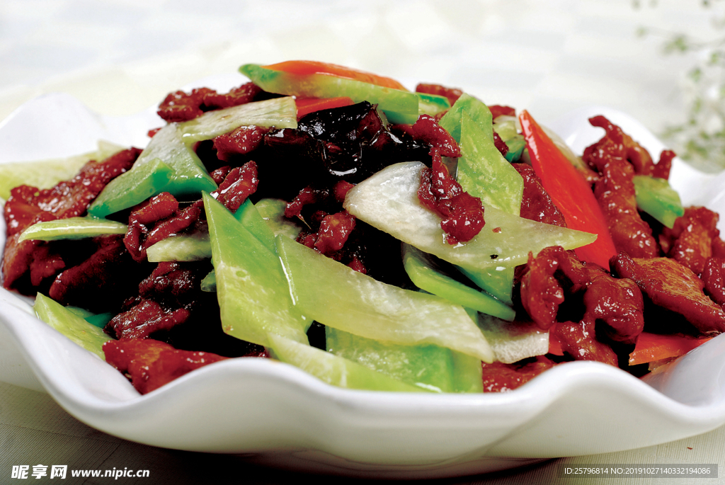 萝卜炒肉片