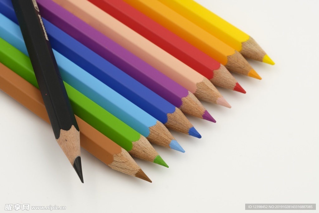 彩色铅笔