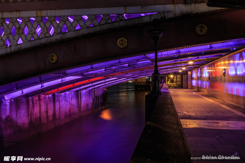 城市隧道交通摄影