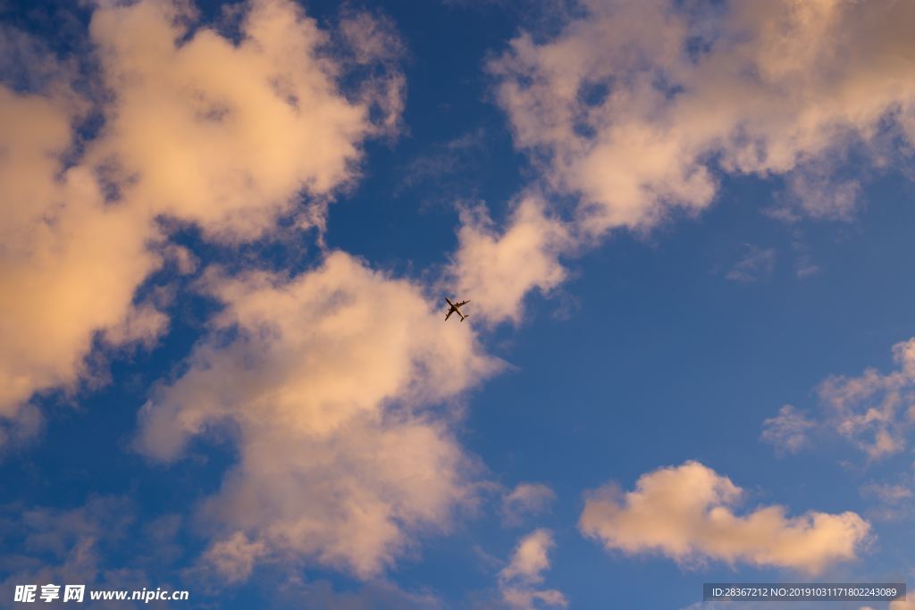 天空背景图 天空素材 云背景