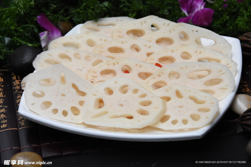 火锅菜品藕片