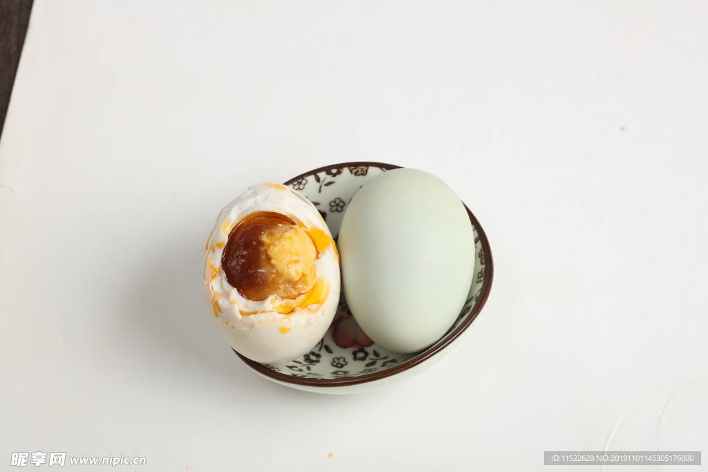 咸鸭蛋拍摄图