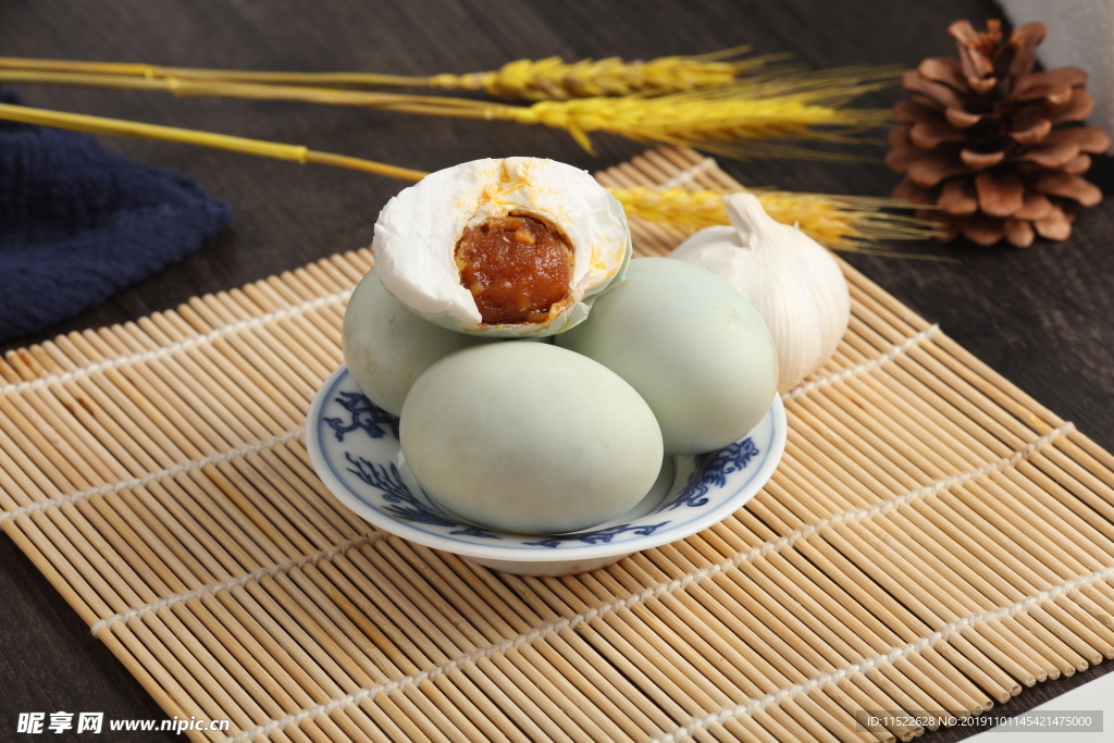 咸鸭蛋拍摄图