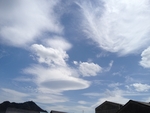 天空下的水面