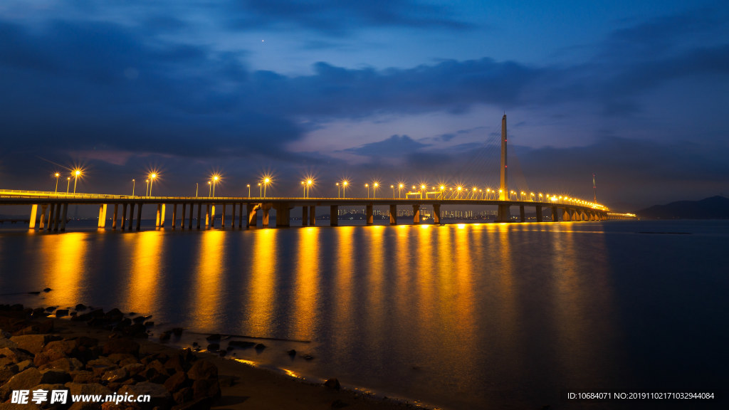 高清大桥夜景灯光背景