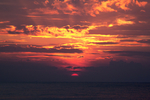 夕阳红色天空