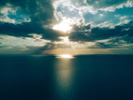 海上阳光