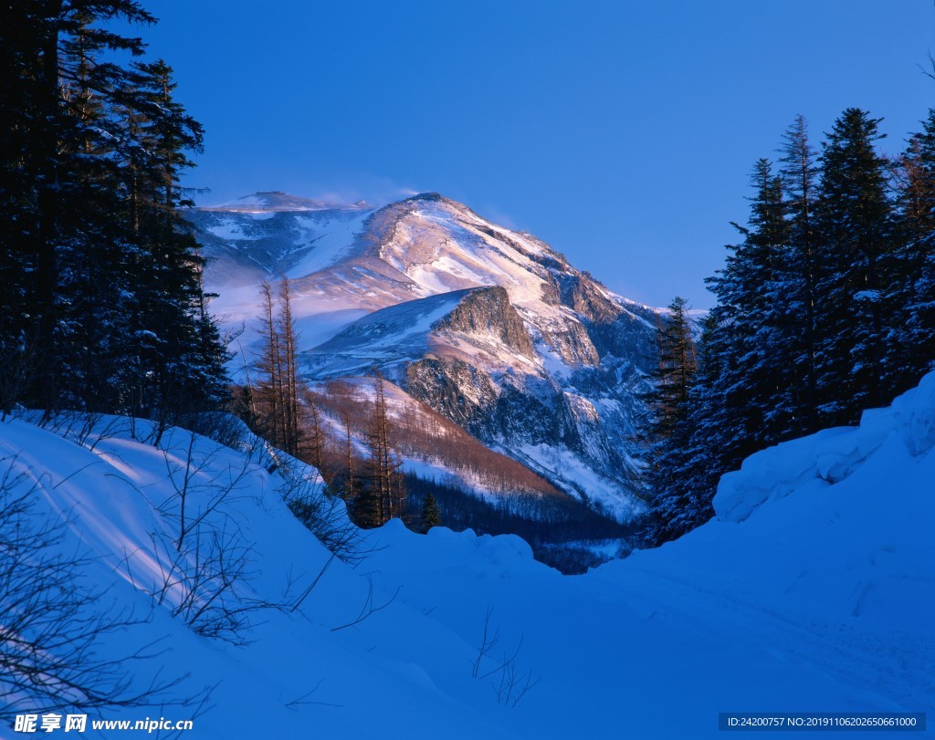 雪山