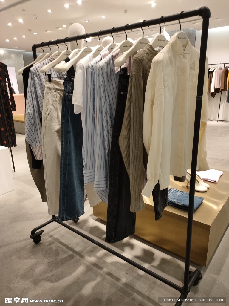 服饰