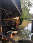 杜拉拉水上市场