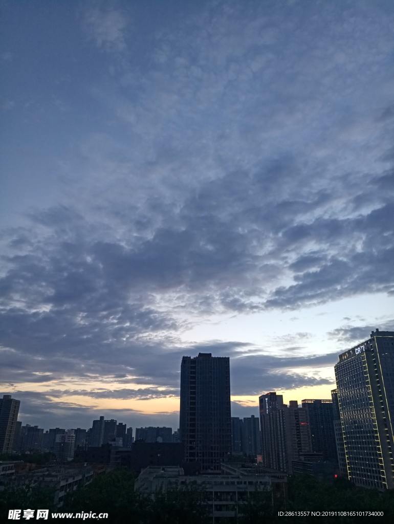 黄昏