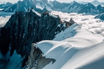 群山雪山风景背景