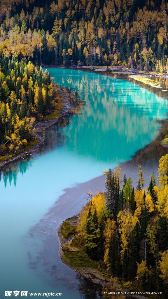 湖水