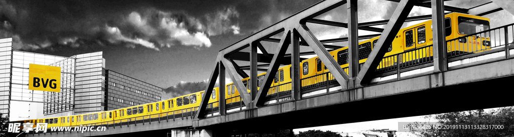 简约大气金色桥挂画