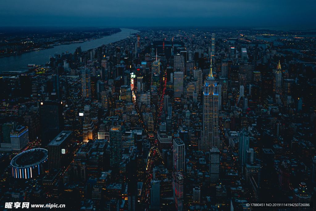 城市的夜景