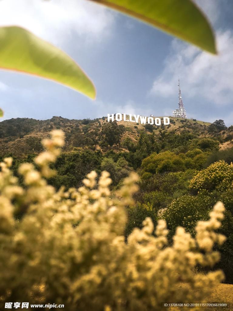 好莱坞山峰