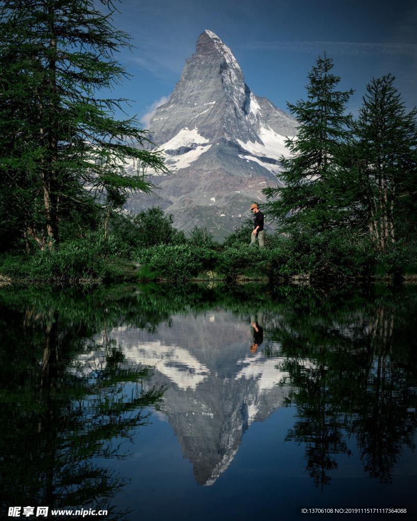 壮丽山峰