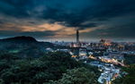 大气山中城市