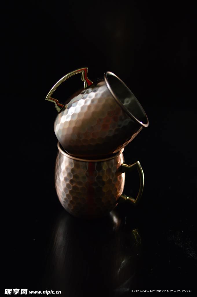 铜杯子