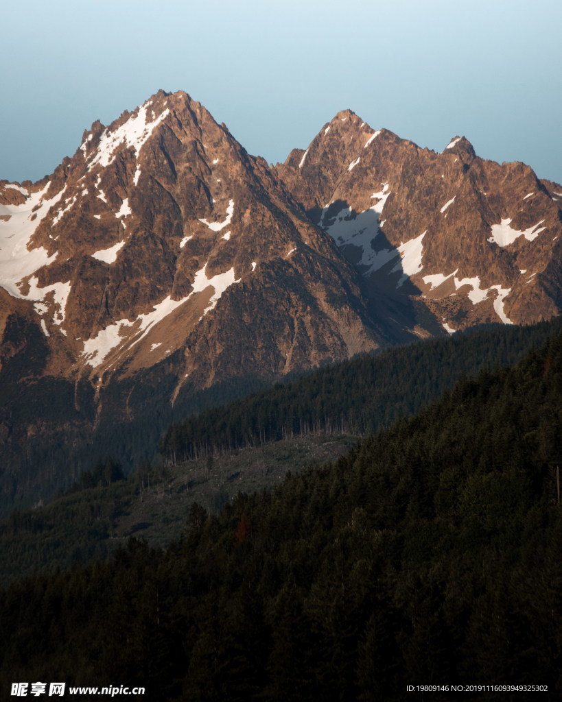 高山山脉风景图片素材