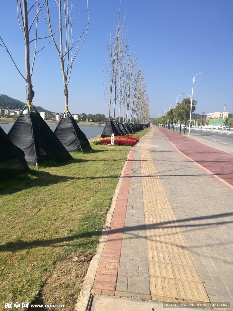 人行道