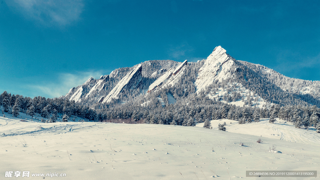雪山