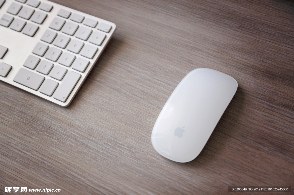 苹果品牌鼠标键盘