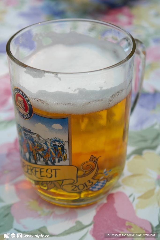 啤酒