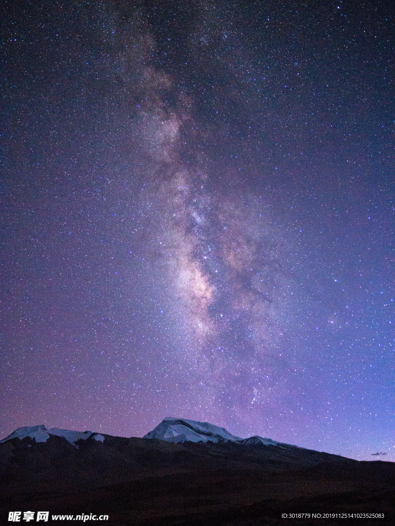 纳木那尼峰星空