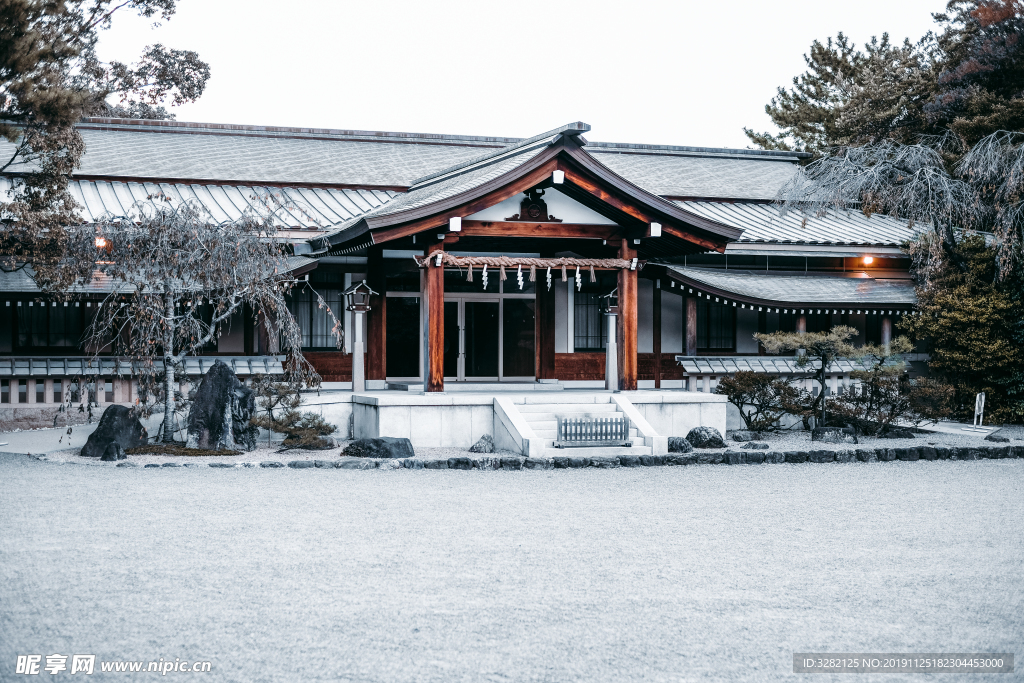 日本名古屋热田神宫内建筑