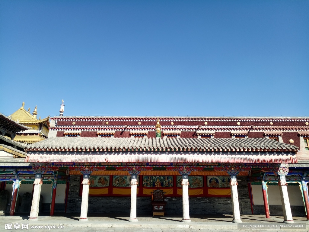 金塔 寺院