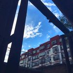 雨后小区里的天空