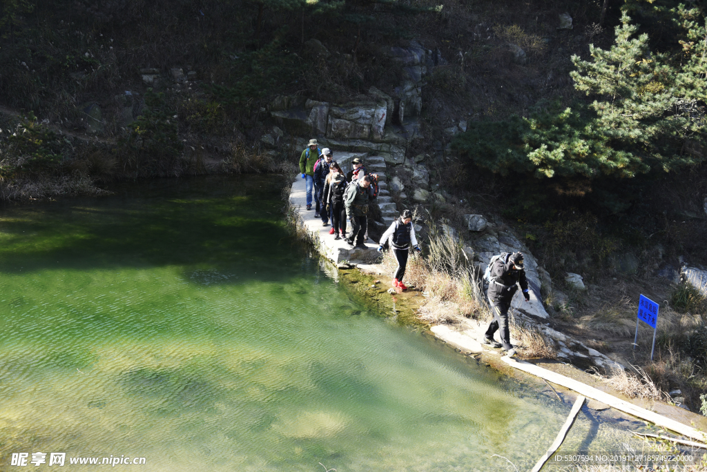 户外  登山  旅游  穿越