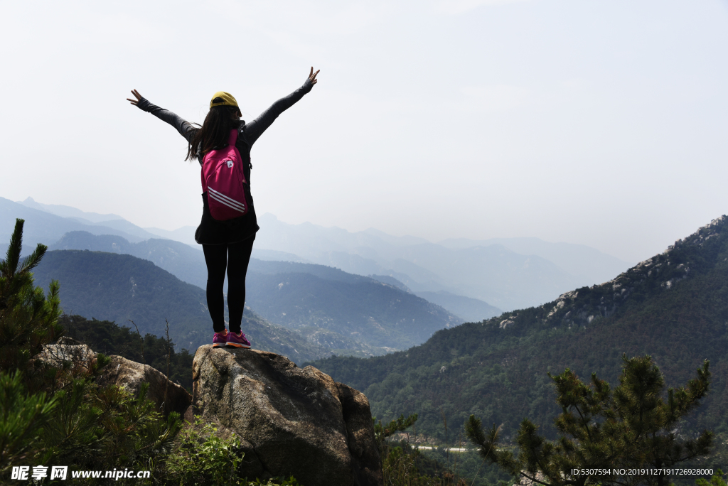 户外  登山  旅游  穿越