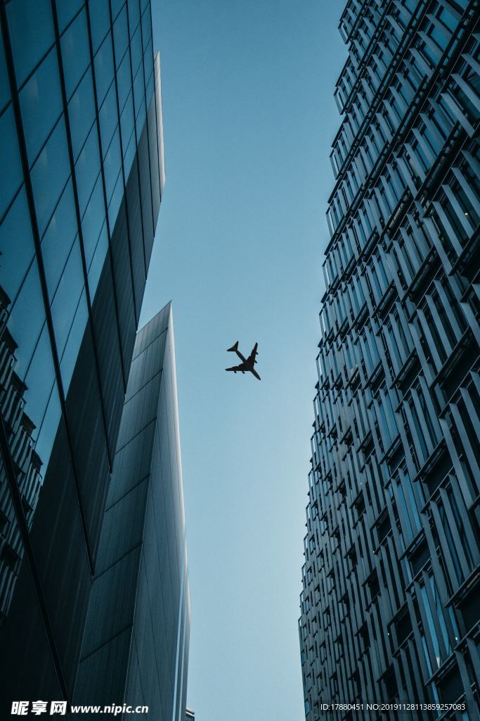 几何形建筑
