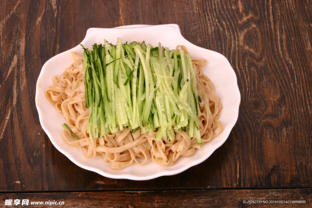 芝麻酱凉面