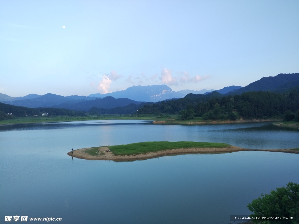 红寺湖