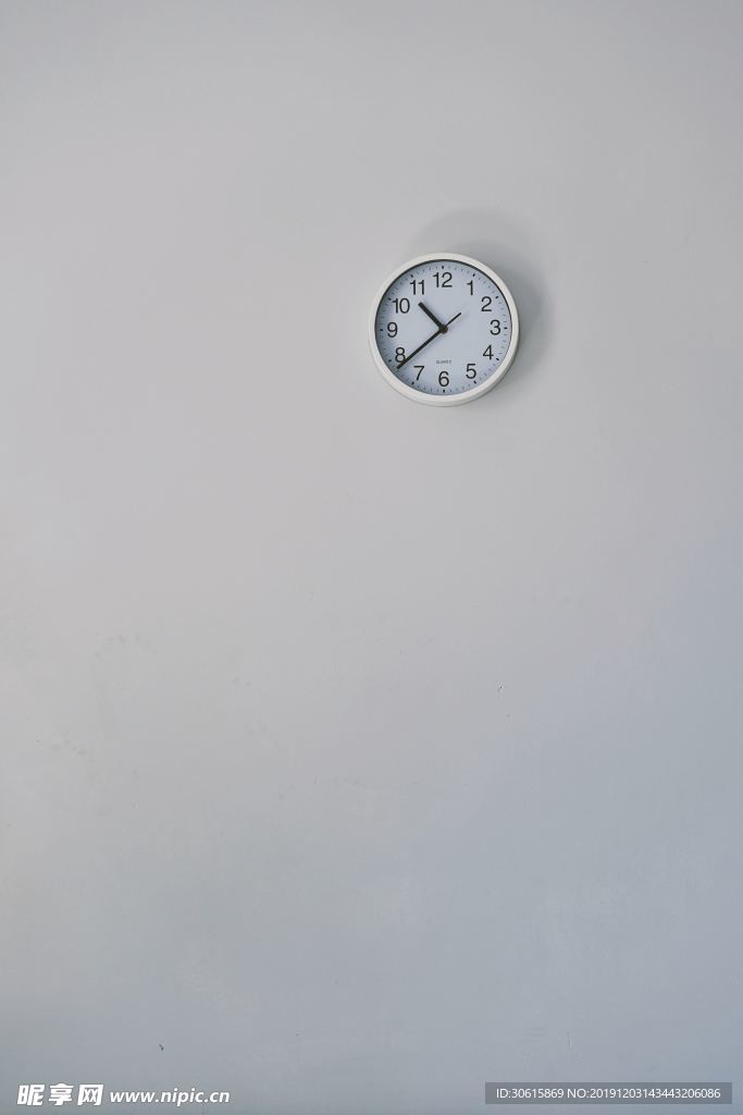 墙上的钟表