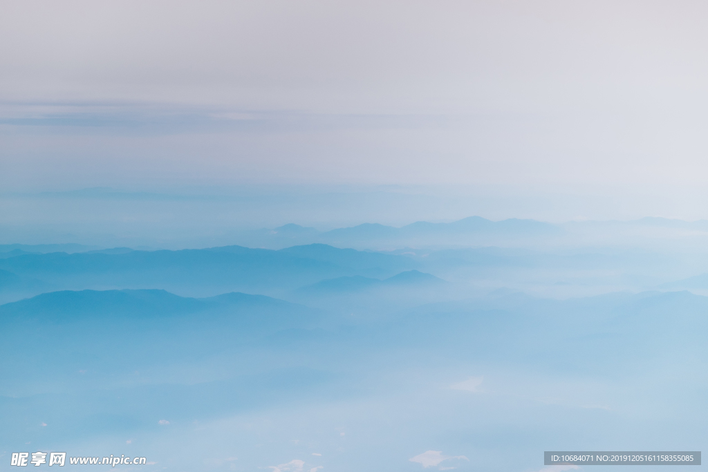 大气简洁中国风山脉浩瀚背景