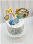 美少女生日蛋糕