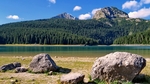 湖泊和山